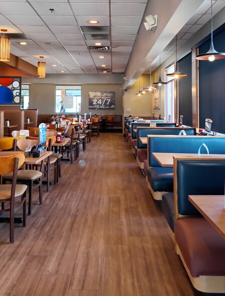 More Photos Of 2529 S Canal St, Carlsbad Restaurant For Sale