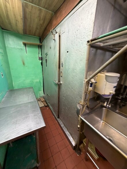 More Photos Of 303 W 116th St, New York Apartments For Lease