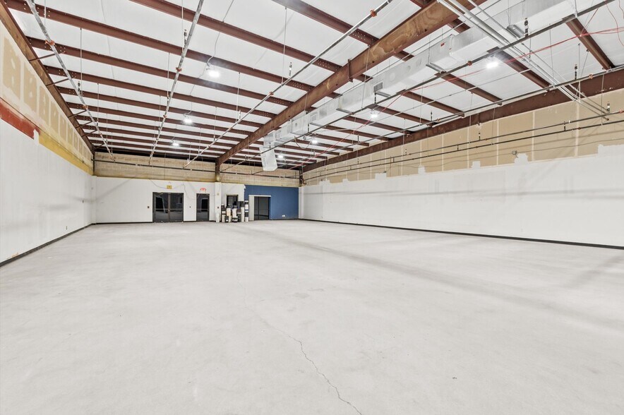 More Photos Of 3115 Fry Rd, Katy Unknown For Lease
