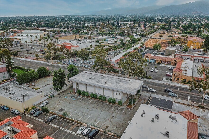 More Photos Of 1245 W 6th St, Corona Medical For Lease