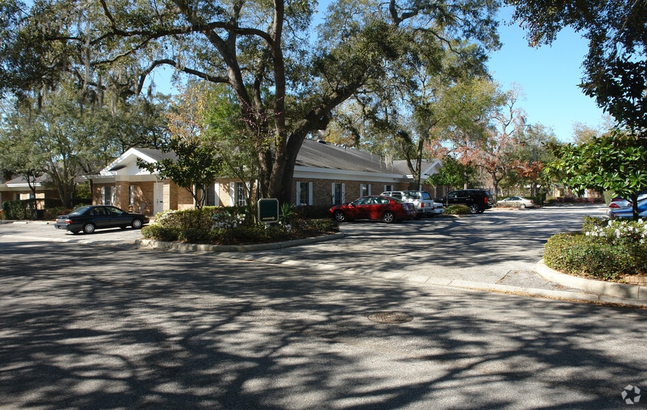 Primary Photo Of 2641 Mccormick Dr, Clearwater Office For Lease
