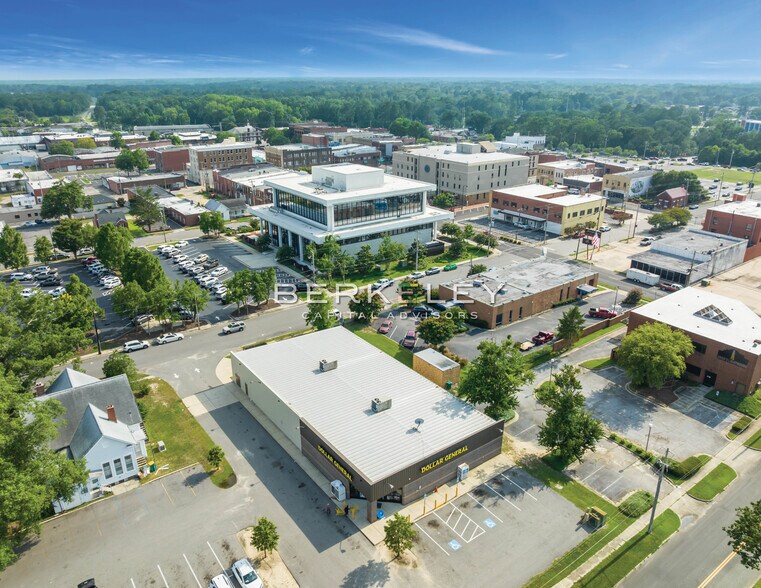More Photos Of 206 E 7th St, Lumberton Convenience Store For Sale