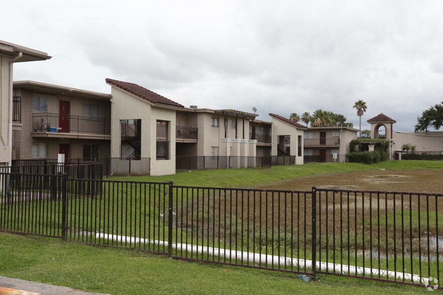 4101 S Shaver St, Pasadena, TX 77504 Apartments For Sale