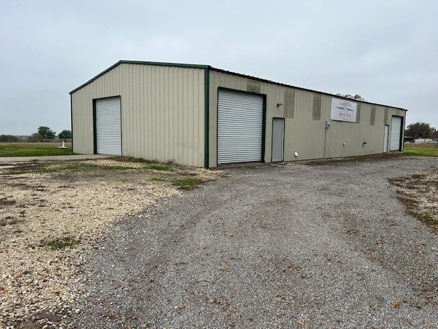 More Photos Of 11416 Hames, Pilot Point Industrial For Lease