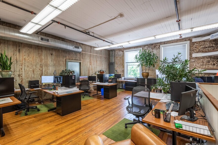 More Photos Of 131-135 S Wilmington St, Raleigh Storefront Retail Office For Lease