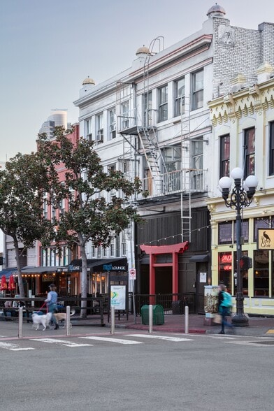 More Photos Of 762-764 5th Ave, San Diego Storefront Retail Residential For Sale