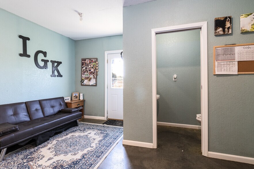 More Photos Of 12646 300th st, Wheeler Specialty For Sale