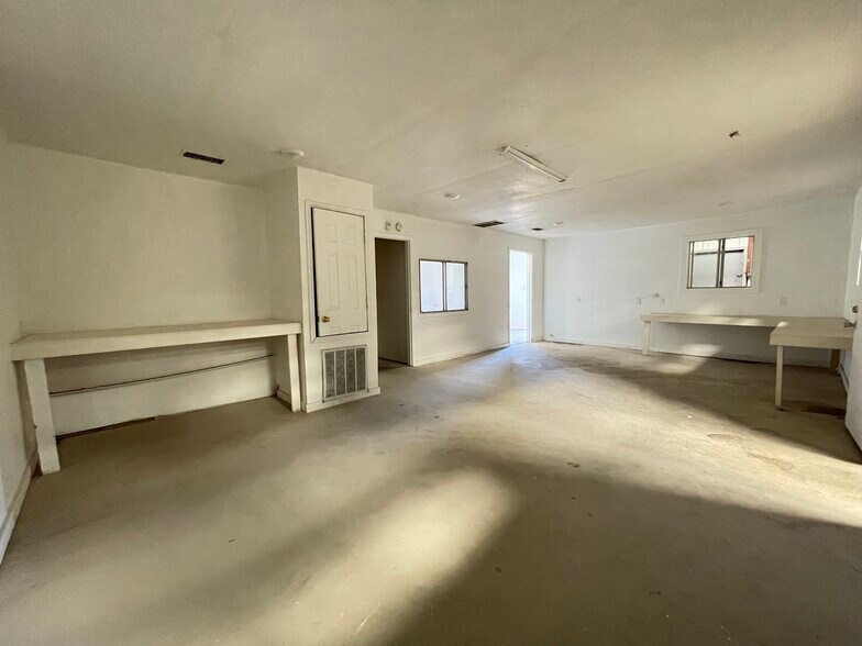 More Photos Of 2901 E Hwy 80, Abilene Warehouse For Lease