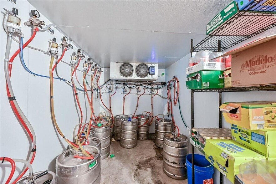 More Photos Of 737 Barton St E, Hamilton Storefront Retail Residential For Sale