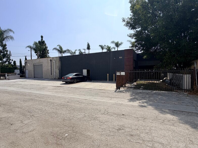 More Photos Of 7635 Serapis Ave, Pico Rivera Warehouse For Lease