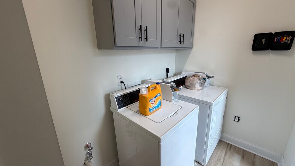 More Photos Of 35 Belvidere St, Nazareth Storefront Retail Residential For Sale
