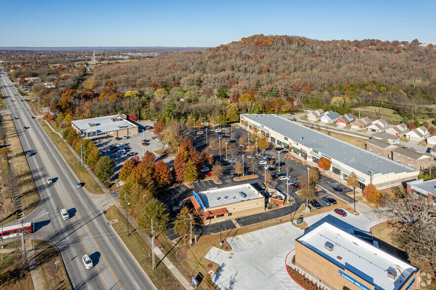 More Photos Of 3162 W Sixth St, Fayetteville Unknown For Lease