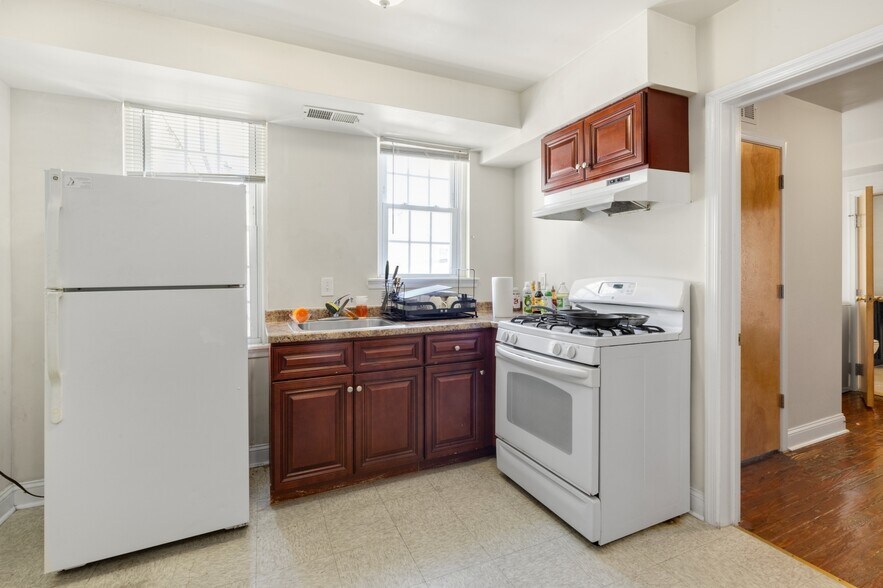 More Photos Of 4014 Market St, Philadelphia Storefront Retail Residential For Sale