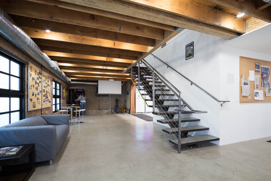 More Photos Of 113-117 Sierra St, El Segundo Loft Creative Space For Lease