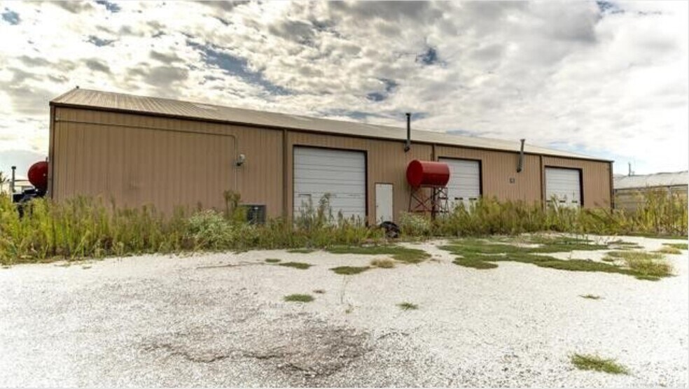 More Photos Of 23106 S 4390 Rd, Vinita Warehouse For Sale