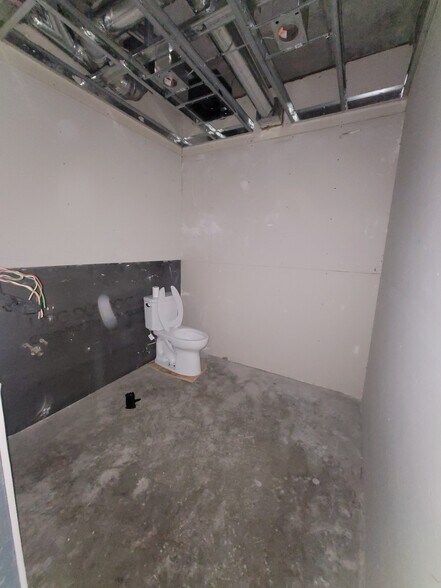 More Photos Of 151 Fern St, San Francisco Apartments For Sale
