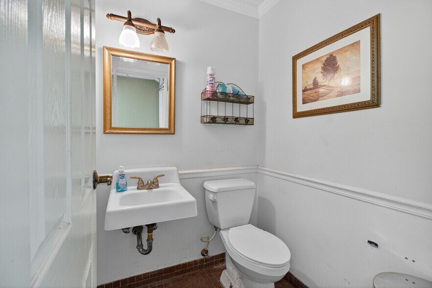 More Photos Of 2039 Indian Rocks Rd, Largo Medical For Lease