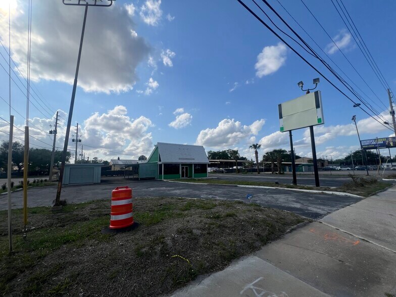 More Photos Of 2730 N Orange Blossom Trl, Orlando Land For Lease