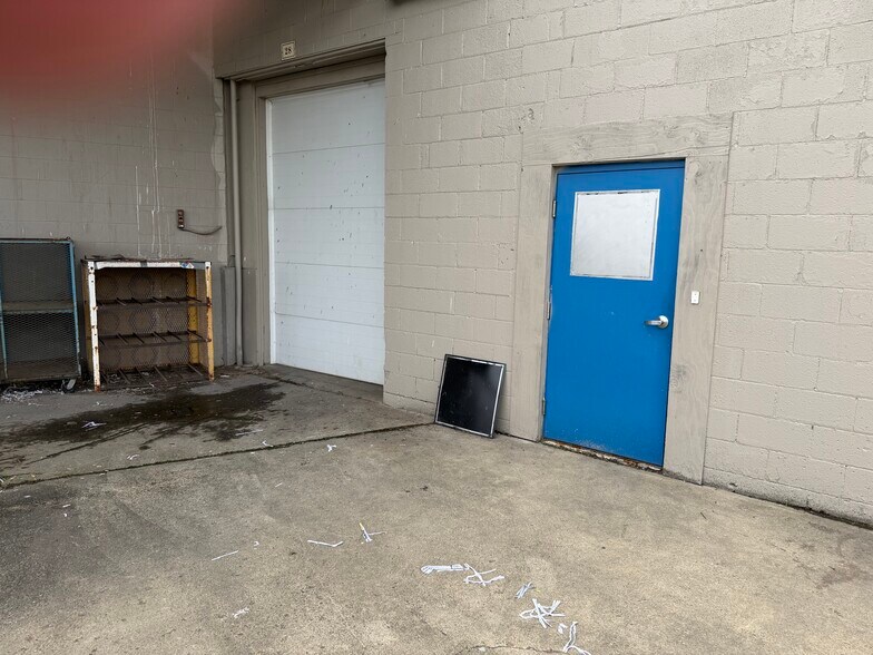 More Photos Of 2636 S Work St, Falconer Manufacturing For Lease