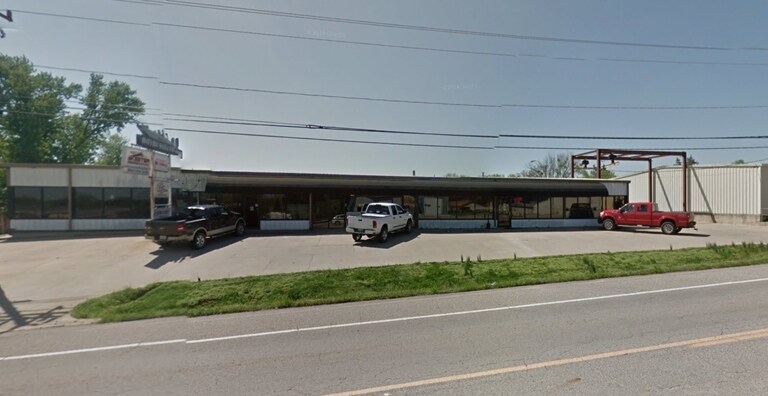 More Photos Of 4615 N Highway 71, Alma Freestanding For Sale