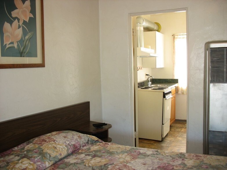 More Photos Of 1627 SE Stephens St, Roseburg Hotel For Sale