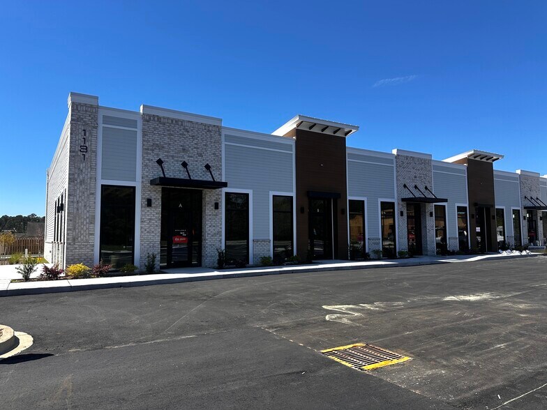 Primary Photo Of 1135 Saint James Ave, Summerville Storefront Retail Office For Lease