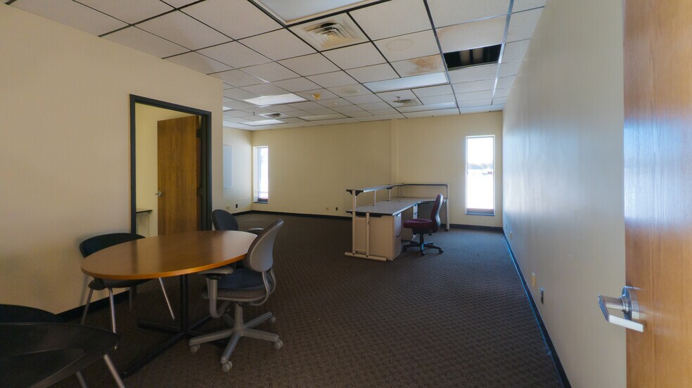 More Photos Of 2450 Marion Rd SE, Rochester Telecom Hotel Data Hosting For Lease