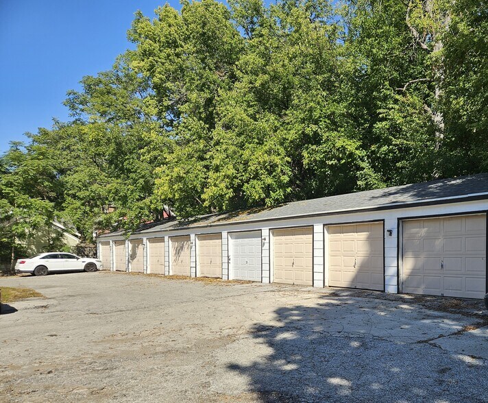 More Photos Of , Des Moines Multifamily For Sale