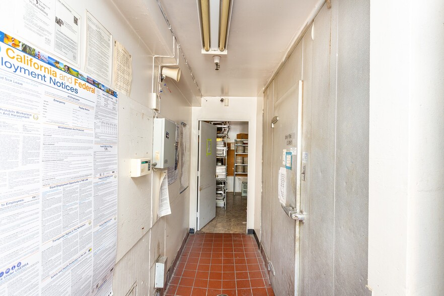 More Photos Of 2064 Orange Tree Ln, Redlands Lodge Meeting Hall For Sale