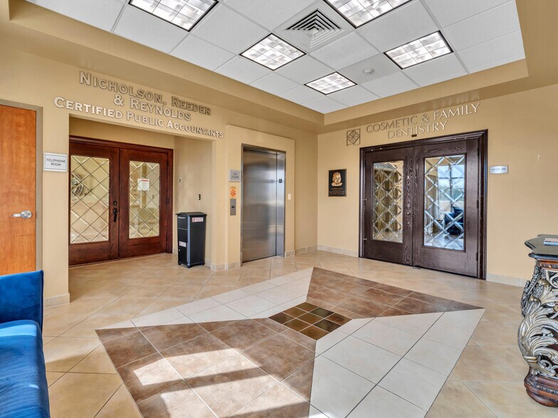 More Photos Of 4635 Gulfstarr Dr, Destin Medical For Sale