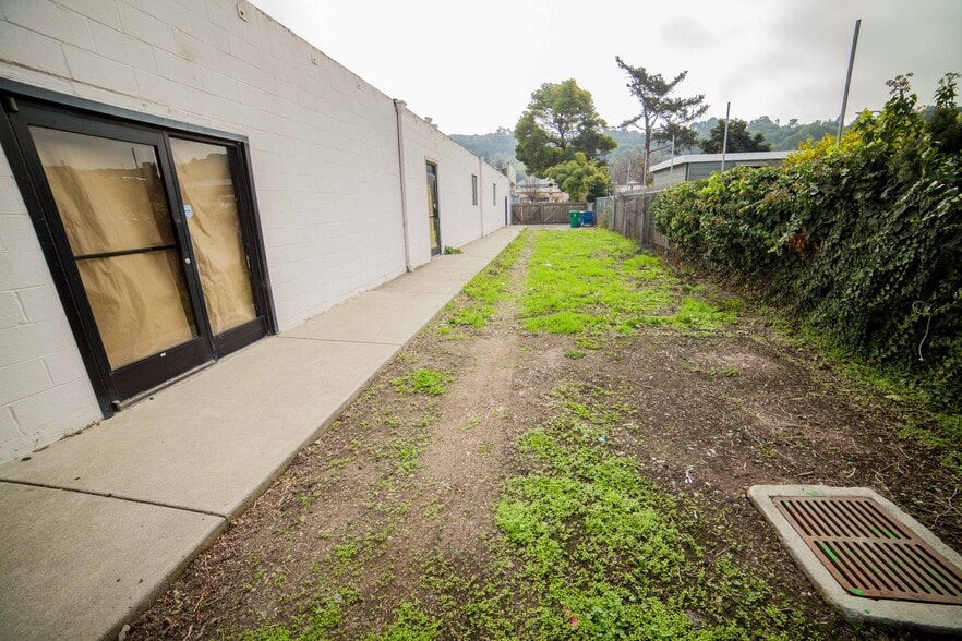 More Photos Of 3563 San Pablo Dam Rd, Richmond Freestanding For Sale