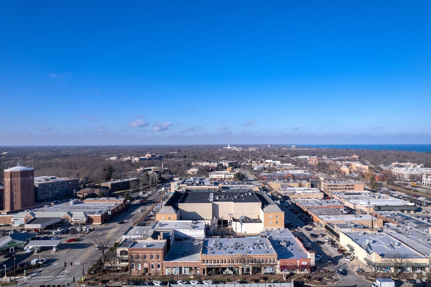 More Photos Of 667 Central Ave, Highland Park Storefront Retail Office For Lease