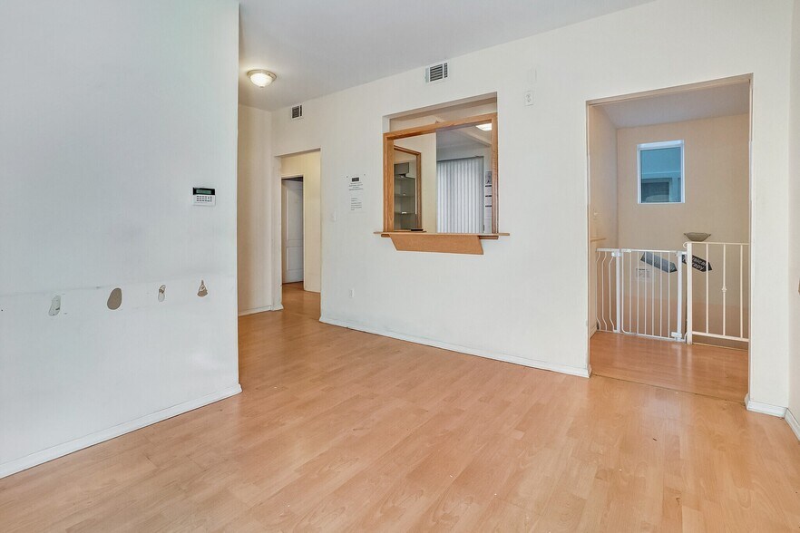 More Photos Of 1835 E 14th St, Brooklyn Apartments For Lease