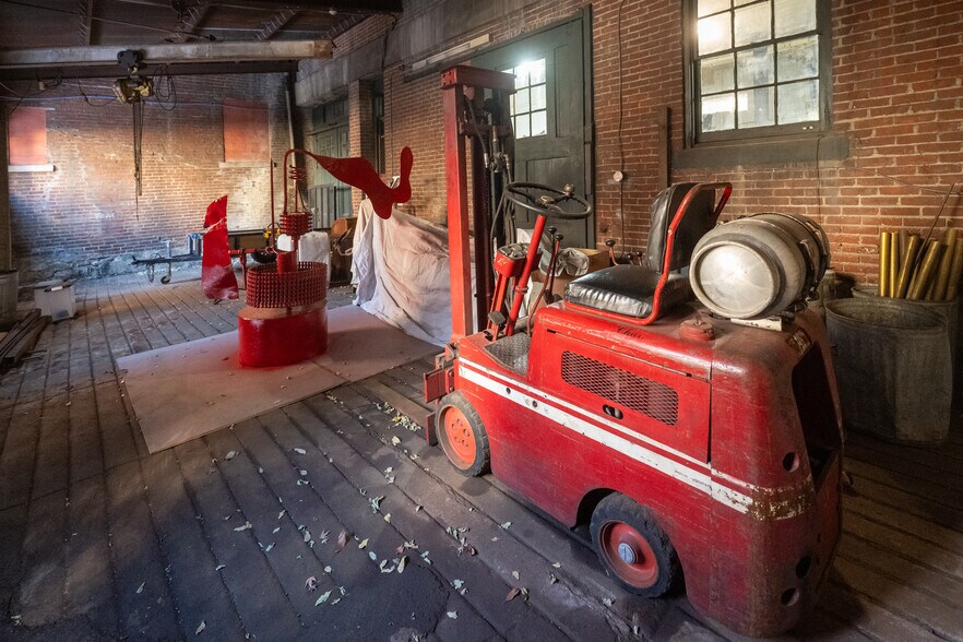 More Photos Of 230-234 Ferry St, Easton Loft Creative Space For Sale