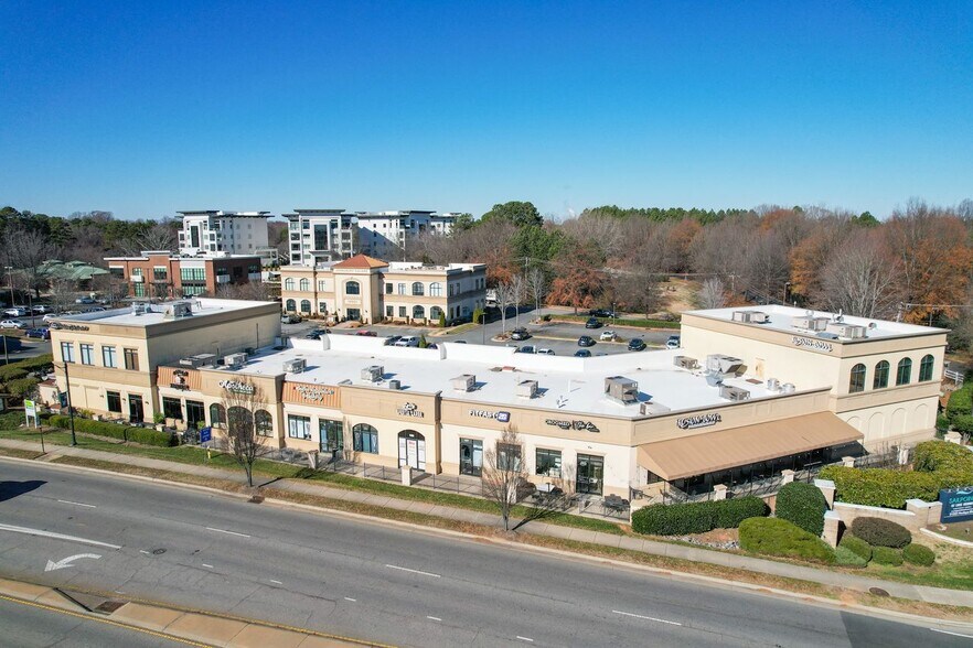 More Photos Of 19905 W Catawba Ave, Cornelius General Retail For Lease