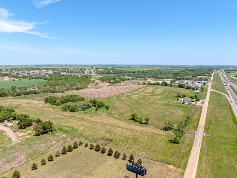 More Photos Of 3062 Interstate 40 S Service Road, Hydro Land For Sale