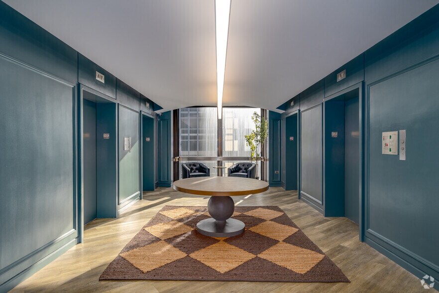 More Photos Of 1635 Market St, Philadelphia Office For Sale