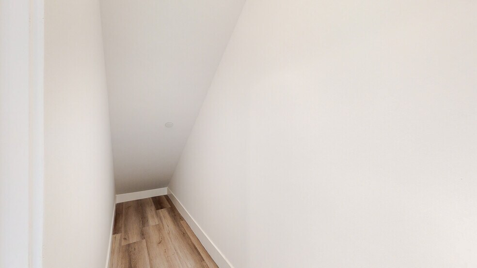 More Photos Of 525 N Normandie Ave, Los Angeles Apartments For Sale