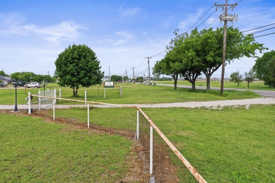 More Photos Of 1425 Avondale Haslet Rd, Haslet Land For Sale