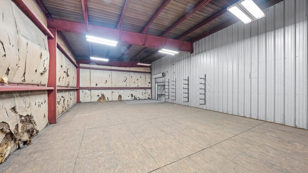 More Photos Of 1722 Morgan Rd, Sunnyside Warehouse For Sale