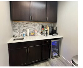 More Photos Of 15 Valley Dr, Greenwich Medical For Lease