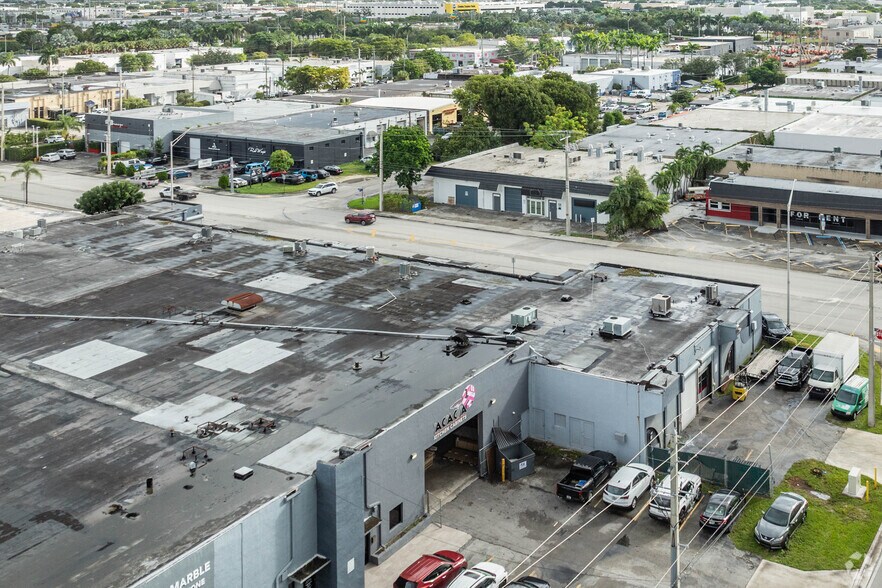 More Photos Of 5400-5426 NW 79th Ave, Miami Warehouse For Lease