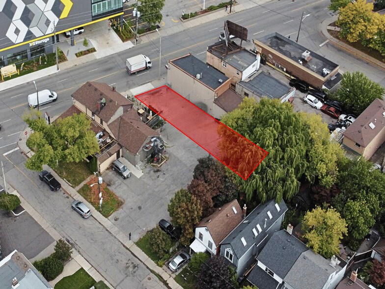 More Photos Of 3515 Dundas St W, York Land For Lease