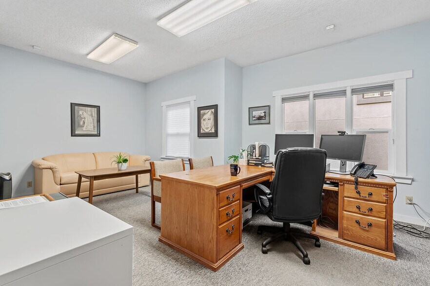 More Photos Of 1313 College Ave, Santa Rosa Office For Sale