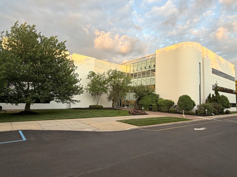 Primary Photo Of 2 Industrial Way W, Eatontown Office For Lease