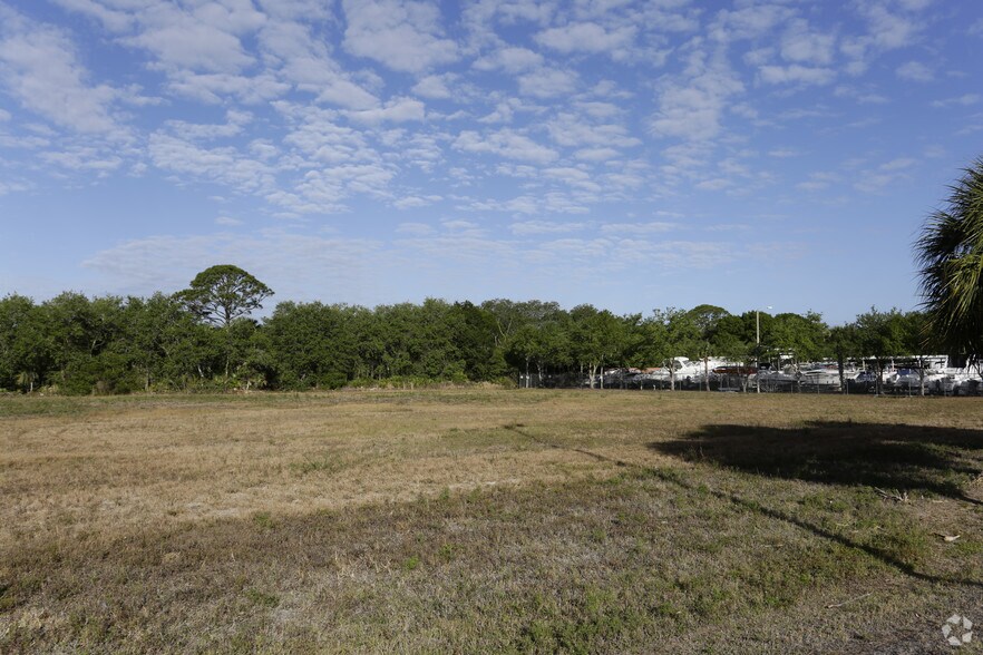More Photos Of 2189 N Tamiami Trl, North Fort Myers Land For Sale