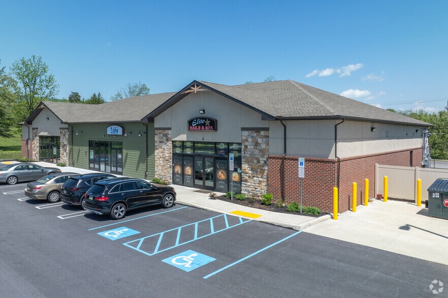 More Photos Of 4220 Linglestown Rd, Harrisburg Unknown For Lease