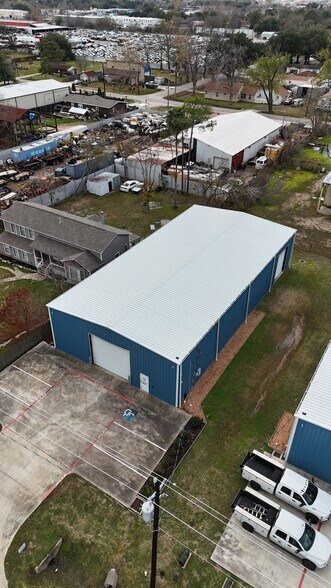 More Photos Of 2820 Morning Glory Dr, Pasadena Service For Lease