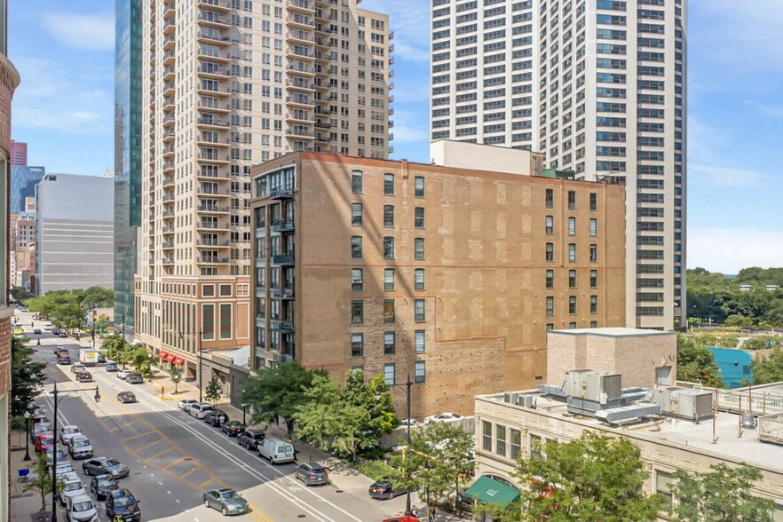 More Photos Of 1133-1139 S Wabash Ave, Chicago Apartments For Sale