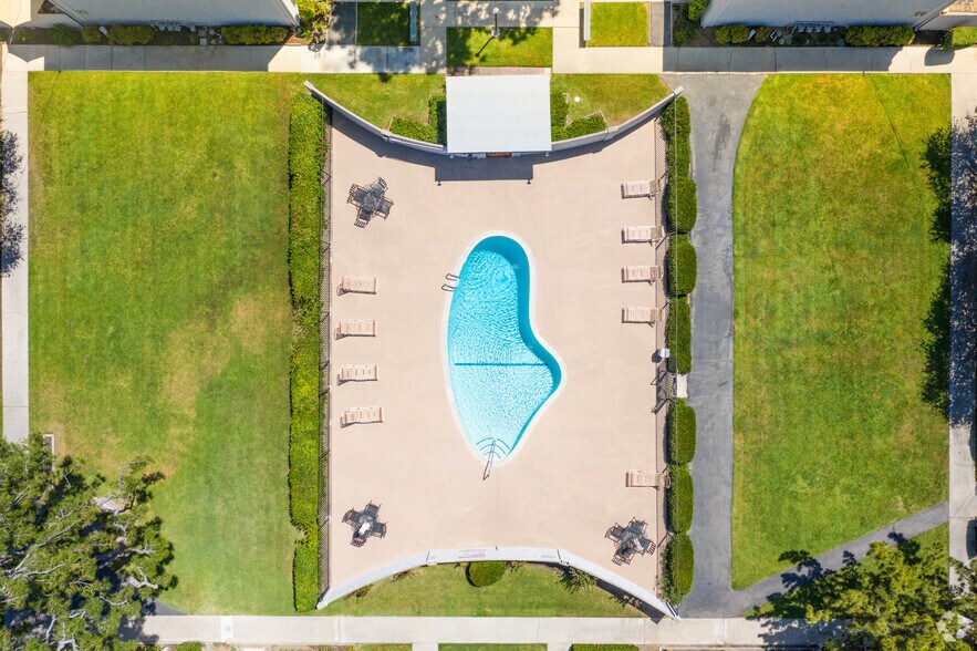 More Photos Of 345 N Batavia St, Orange Apartments For Sale